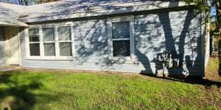 1903 Poage Ave Gallery 1