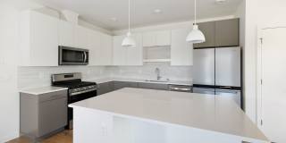Beautiful 3 Bedroom Home Located in Ten Trails Black Diamond Gallery 5