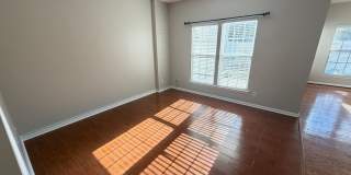 Charming 3BR Townhome in Sought-After Harrisburg Town Center Gallery 9