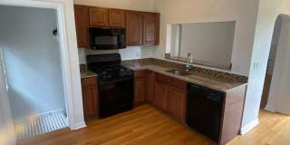 Must see Updated 2 bedroom, 1 bath home - Great Location! Gallery 7