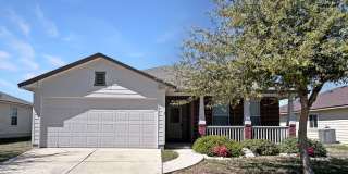 Charming 4-Bedroom Living in Desirable Converse Area Gallery 1