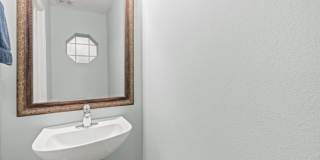 Charming 3BR Townhome in Jacksonville Gallery 17