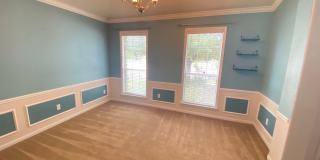 Beautiful 4 bed 2 bath home in White Rock subdivision. Gallery 17