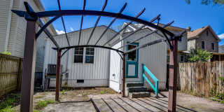 Beautifully Renovated! Gallery 29