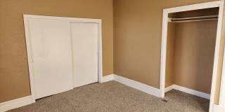 BIG 4 bedroom home Gallery 1