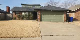 (3) Bed/(2) Bath West Norman! Avail NOW! Gallery 1