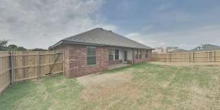 4 Bedroom 2 Bath Home Centrally Located in NW OKC in Putnam City Schools Gallery 20