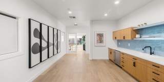 THE ARLO Gallery 22