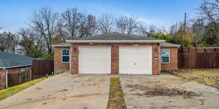 Modern Duplex in Fayetteville, AR Gallery 3
