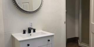 119 1/2 N Broadway - 2 Gallery 10