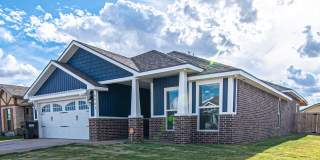 6903 Tin Trail -4 Bedroom Lone Star Trails Home with Solar Panels and Man Cave! Gallery 1
