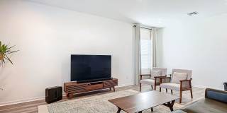Spacious 4-Bedroom Home in Hampton Oaks | Modern Finishes & Open Floor Plan Gallery 13