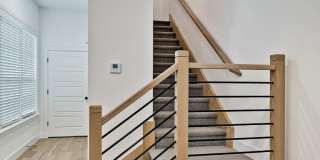506 W Persimmon St Gallery 3