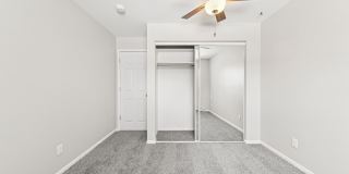 Williamsburg Apartments Gallery 9