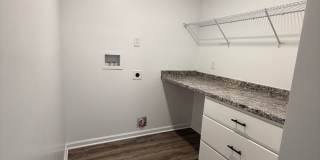 Newly Renovated 3 Bedroom 2 Bath w/ Flex Room Located in a Sought-after Neighborhood! Gallery 4