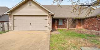 3102 Deerfield Gallery 2