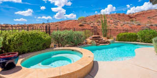 Beautiful 5 Bedroom Home- One Level and Private Pool Gallery 41