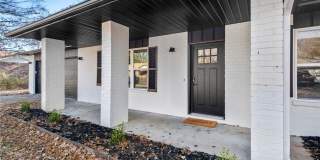 2806 W Highland Drive Gallery 2