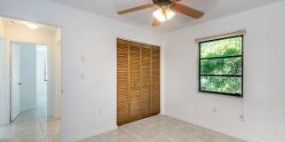 PET FRIENDLY POOL HOME IN PORT CHARLOTTE Gallery 29