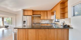 1341 Plum St Gallery 8