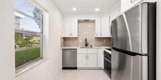 401 Monaco Way Gallery 1