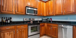 1560 SE Wilshire Place Gallery 5