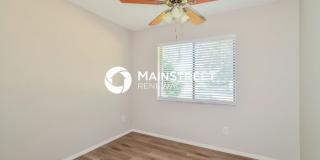 7608 Lakeside Woods Drive Gallery 10