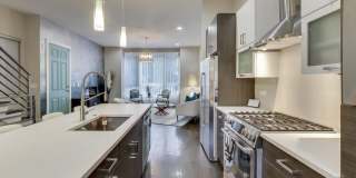 1632 W Ohio Street Gallery 7