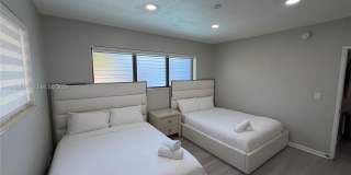 10000 E Bay Harbor Dr Gallery 14