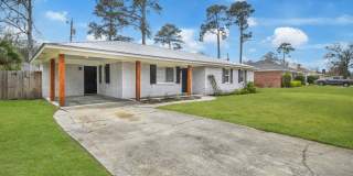 Fully Furnished Mid or Long Term Home on Whitemarsh Island! Fully Furnished Mid or Long Term Home on Whitemarsh Island! Gallery 5