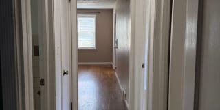 Audubon-Downriver Neighborhood 4 bedroom, 1 bath corner lot with large, fenced yard Gallery 6