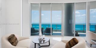 5959 Collins Ave Gallery 29