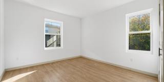 260 S 10Th St Gallery 18