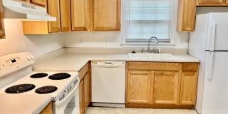 3 bedroom / 1.5 bathroom - Courthouse Green 3 bedroom / 1.5 bathroom - Courthouse Green Gallery 9