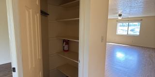 1721 Girard Boulevard Southeast - C Gallery 13