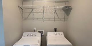 Newly Renovated Spacious 3 Bedroom w/ Full Appliance Package Gallery 16