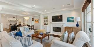 115 Topaz Gallery 7