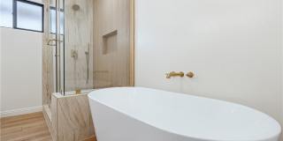 12509 Emelita Gallery 31