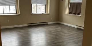 Cozy & Large 2 Bed 1.5 Bath in Lowell! Gallery 4