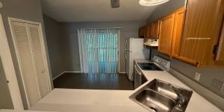 Convenient 2/2 Orlando Condo – Water & Garbage Included! Convenient 2/2 Orlando Condo – Water & Garbage Included! Gallery 6