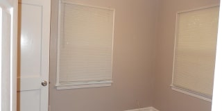 768 Arkansas Street Gallery 21