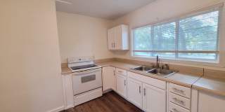 925 N K St Pensacola, FL 32501 | MOVE IN SPECIAL: HALF OFF first full month of rent!!! Gallery 11