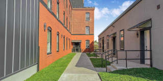 501 N CANNON Avenue Gallery 16