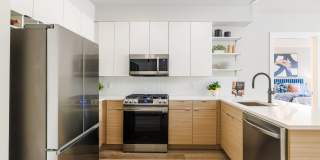 Hedges at Hawthorne Gallery 23