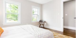 10 Brook Street - 1 Gallery 11
