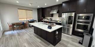 Beautiful 3 Bedroom, 2.5 Bath Mountain House Home. Gallery 10