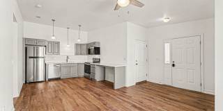 3 Bedroom 1 bath Duplex available in Loveland 3 Bedroom 1 bath Duplex available in Loveland Gallery 9