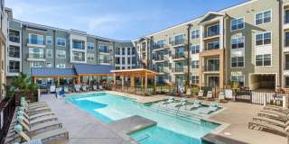 The Cardinal Gallery 1