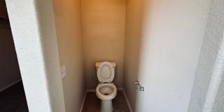 Open design in Northeast Crossing on large CORNER LOT! 3 bedrooms + study/2.5 baths/game room/2-car garage Gallery 20
