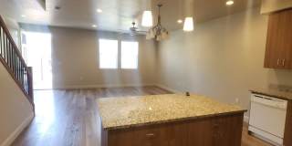 3 bed 2 bath Townhome for rent, small dog under 20 lbs allowed! Gallery 6